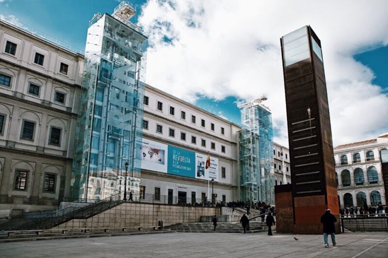 Reina Sofia Museum Guided Tour Semi-Private 6ppl Max - How the Guided Tour Enhances the Experience