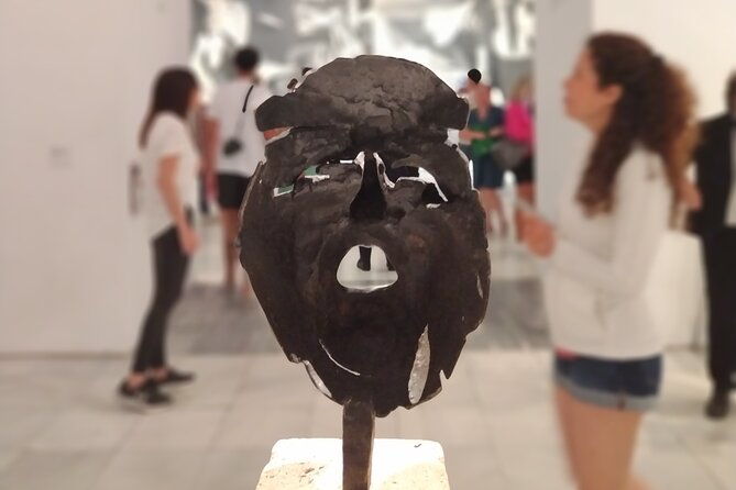 reina-sofia-museum-small-group-tour-with-skip-the-line-ticket