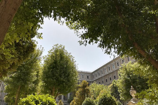 reina-sofia-museum-small-group-tour-with-skip-the-line-ticket