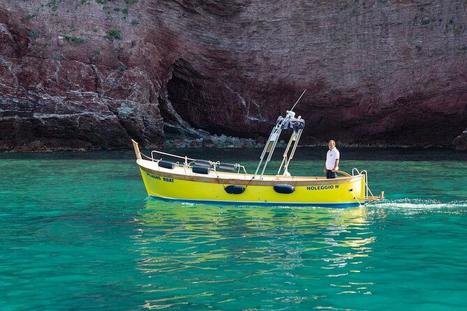 relaxing-boat-tour-with-aperitif-in-cinque-terre