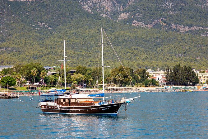 relaxing-boat-trip-w-lunch-and-drinks-from-antalya