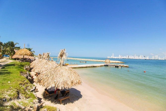 relaxing-private-beach-front-of-cartagena
