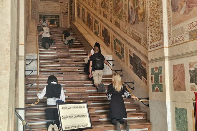 relics-from-passion-of-the-christ-walking-tour-in-rome