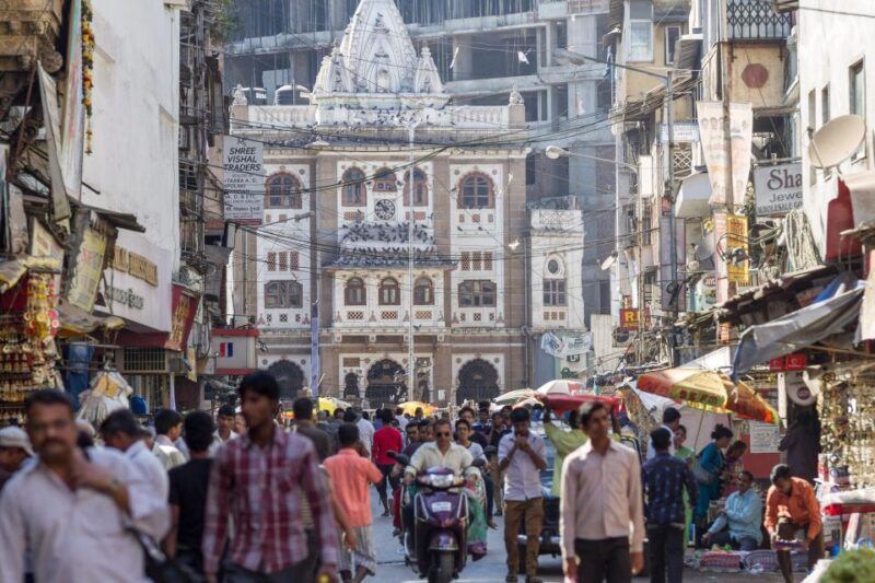 Religions of Mumbai (Guided Half Day Sightseeing City Tour) - Experiencing Mumbai’s Heritage & Markets