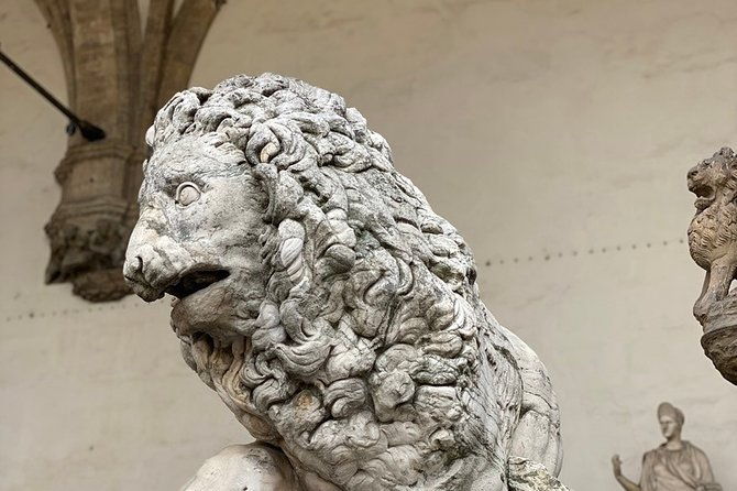 renaissance-secrets-with-elvis-walking-experience