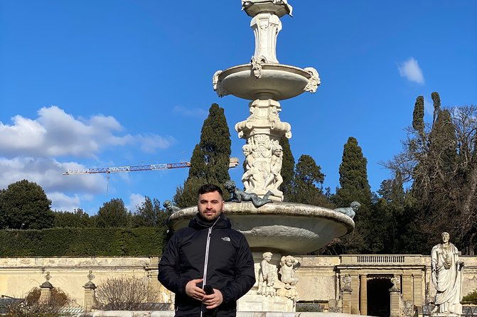 renaissance-secrets-with-elvis-walking-experience