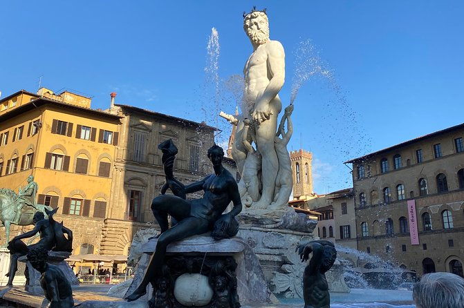 renaissance-secrets-with-elvis-walking-experience