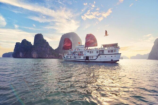 Renea Cruises 2-Day Voyage Through Bai Tu Long's Untouched Beauty - The Sum Up