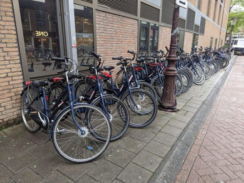 rent-a-bike-in-amsterdam-1-2-3-hours