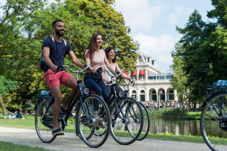 rent-a-bike-in-amsterdam-1-2-3-hours