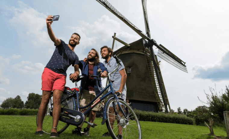 rent-a-bike-in-amsterdam-1-2-3-hours