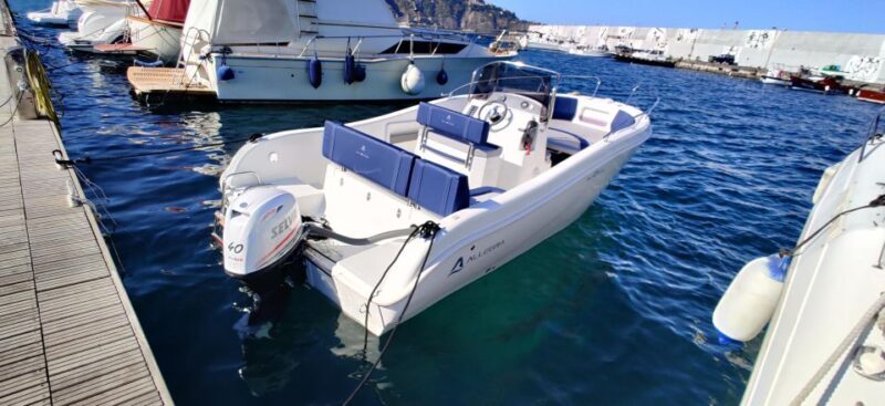 Rent a boat in Taormina without a license - Itinerary and What You Can Expect