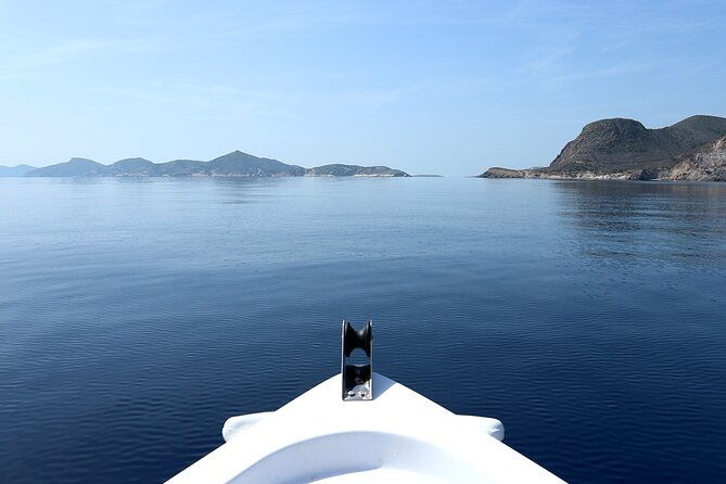 rent-a-boat-licence-free-to-discover-paros