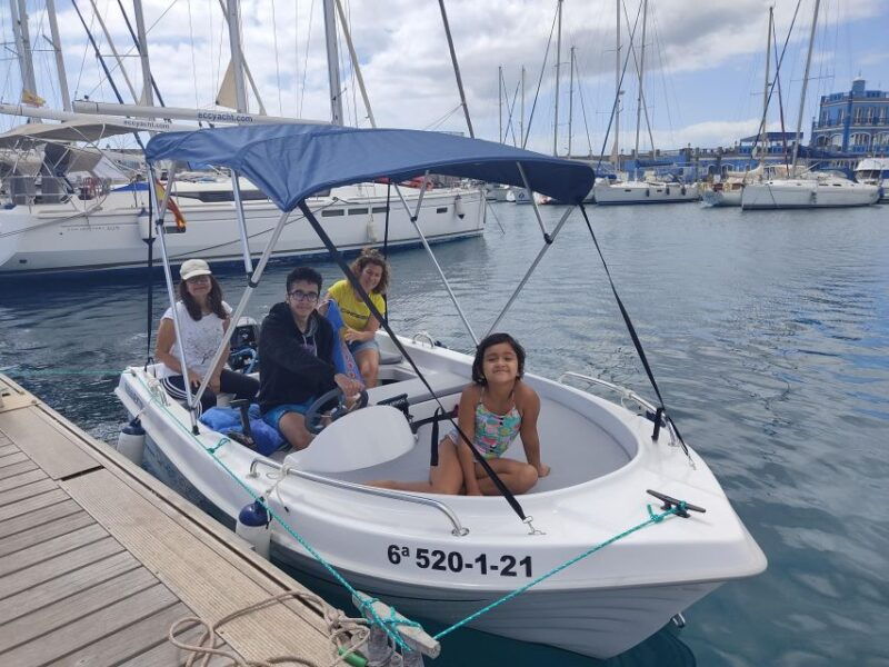 rent-a-boat-with-no-license-self-drive