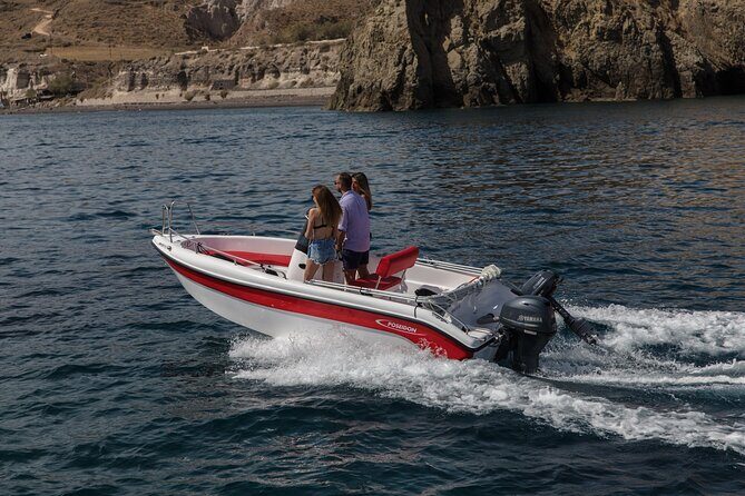Rent a Boat Without a License in Santorini - FAQ