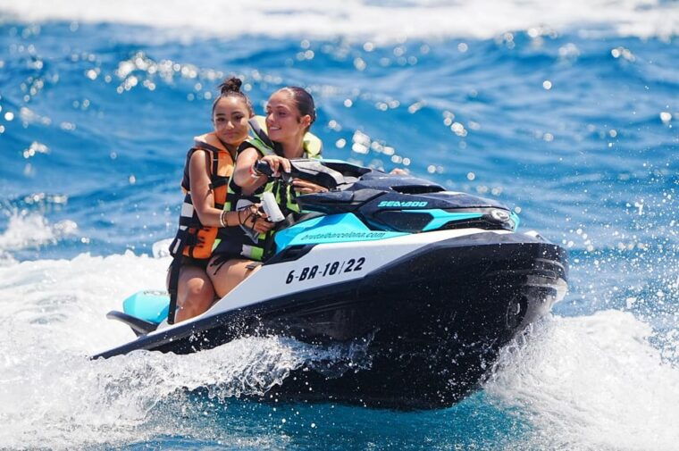 rent-a-jet-ski-without-license-in-barcelona
