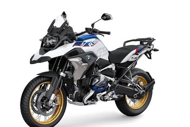 rent-a-motorbike-with-desmo-adventure-and-explore-dalmatia-on-the-motorcycle
