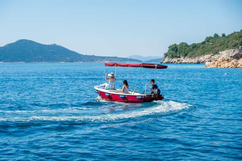 rent-a-small-boat-without-skipper-explore-the-islands
