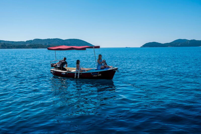 rent-a-small-boat-without-skipper-explore-the-islands