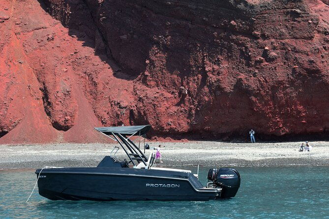 rent-a-speedboat-in-santorini-with-license-or-skippered
