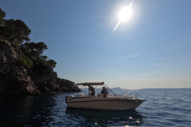 rent-a-speedboat-without-skipper-discover-beauties-by-yourself