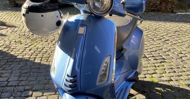 rent-a-vespa