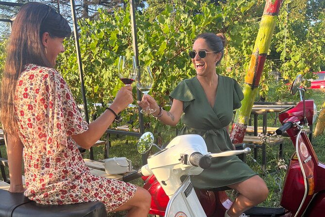 rent-a-vintage-vespa-for-a-whole-day-in-alba
