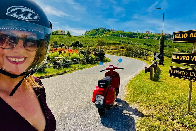 rent-a-vintage-vespa-for-a-whole-day-in-alba