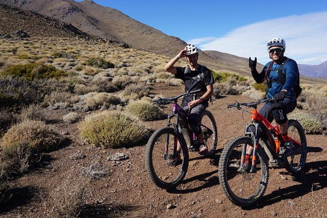 rent-an-electric-mountain-bike-in-santiago-to-ride-in-a-bike-park