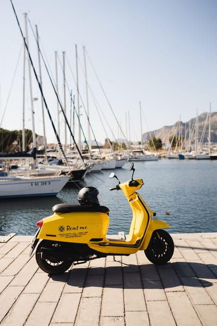 rent-beautiful-iconic-scooters-and-discover-sicily
