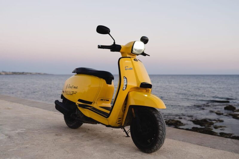rent-beautiful-iconic-scooters-and-discover-sicily