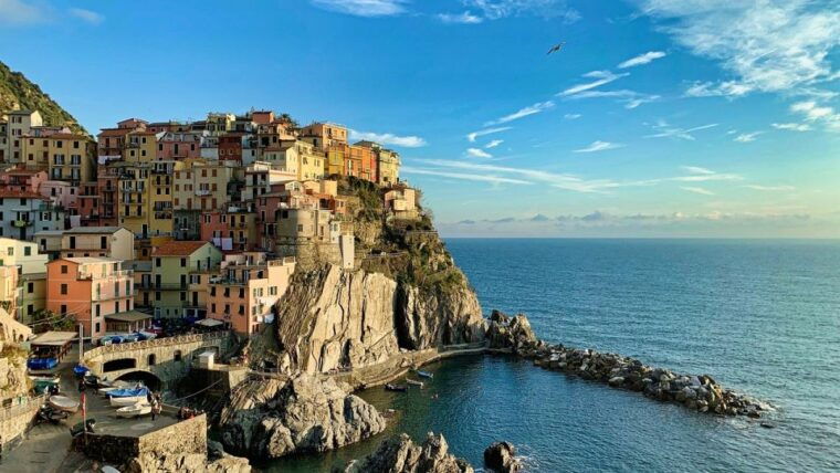 rent-canoe-kayak-riomaggiore