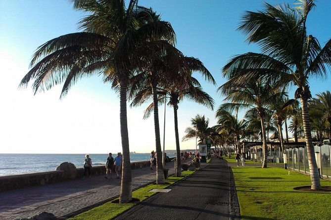 rent-e-scooter-kick-start-exploring-playa-del-ingles-maspalomas