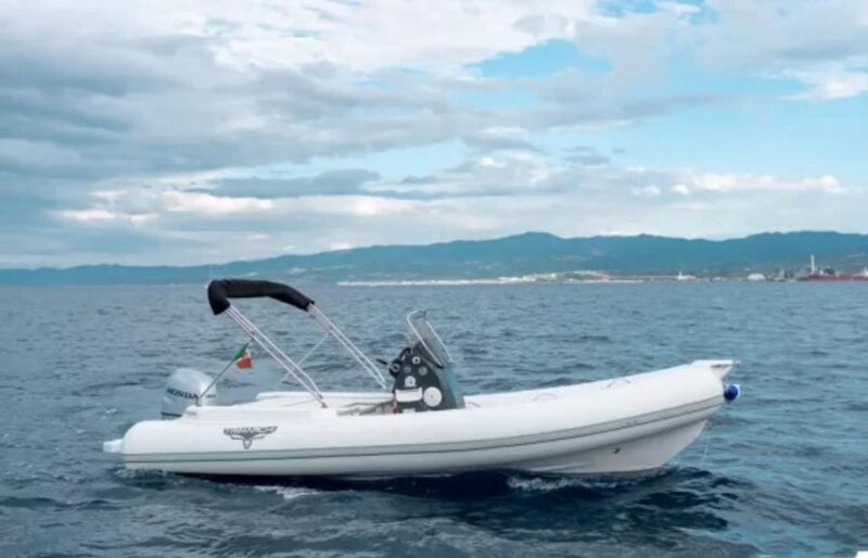 rent-gommone-g6-3-diddi-and-explore-the-aeolian-archipelago