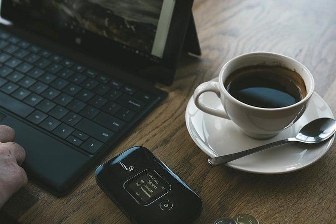 rent-unlimited-high-speed-pocket-wifi-in-iceland-2