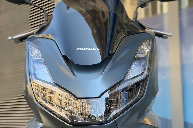 rental-scooter-pcx-honda-125cc-b-a1-permit-paris