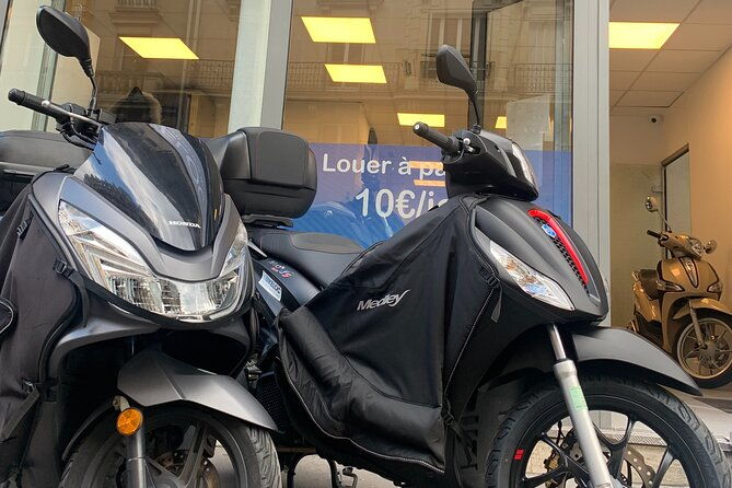 rental-scooter-pcx-honda-125cc-b-a1-permit-paris