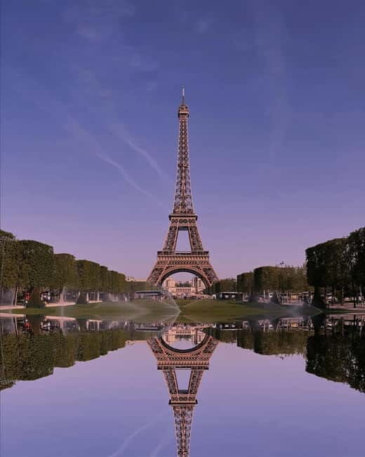 Reserved Access Eiffel Tower Tour Trocadero & Champagne - FAQ