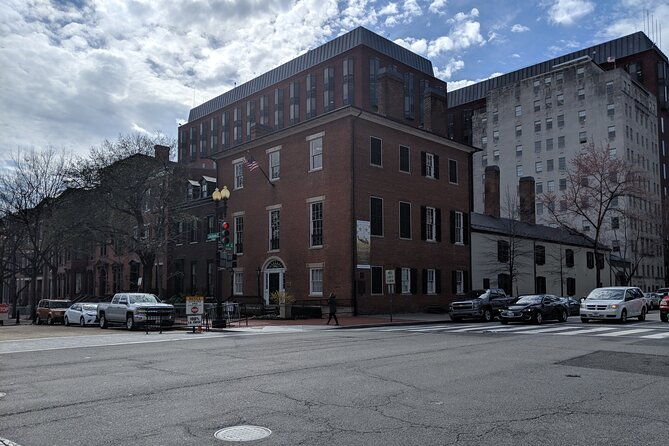 residences-of-the-presidentses-walking-tour-lafayette-square-foggy-bottom
