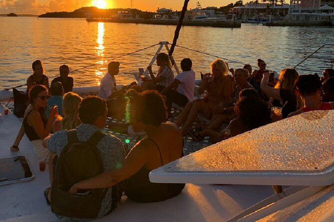 restless-native-catamaran-sunset-swizzle-cruise