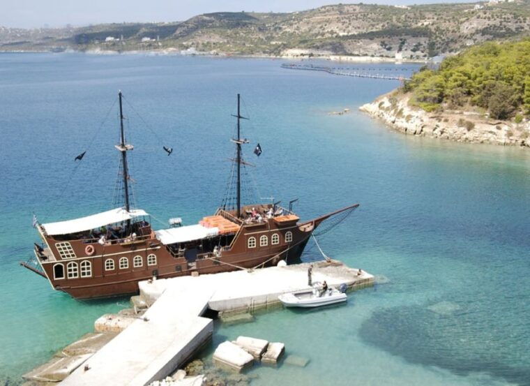 rethymno-mini-pirate-boat-cruise-with-swimming-stop