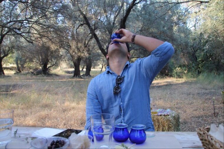 rethymno-olive-oil-tasting-with-cretan-food-pairing