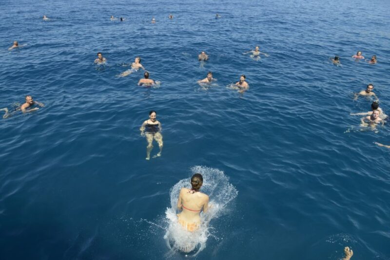 Rethymno: Pirate Boat Cruise with Swimming Stop - Crew and Atmosphere