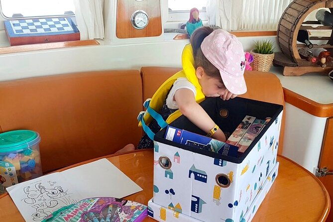 rethymno-private-catamaran-cruise-with-lunch-and-drinks