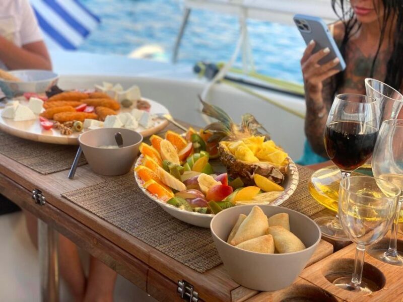Rethymno: Private Sunset Cruise with Wine and Snacks - The Itinerary in Detail