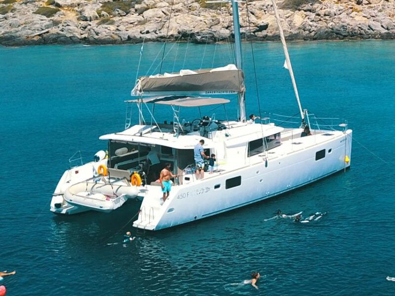rethymno-sailing-catamaran-cruise-with-meal-drinks