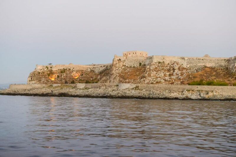 rethymno-sunset-cruise-on-a-wooden-pirate-boat