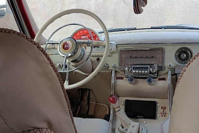 retro-kgb-tour-a-volga-15-adventure-in-yerevans-soviet-past-with-photography