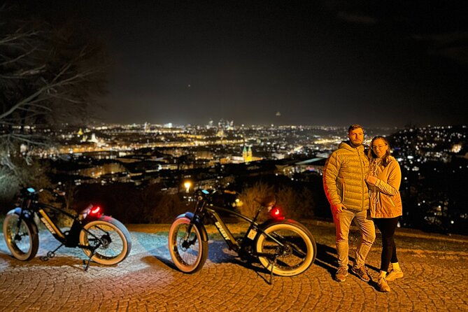 retro-style-e-bike-night-tour-in-prague-live-guided