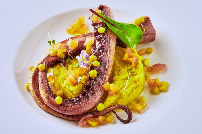 retsina-wine-create-your-private-athens-wine-tour